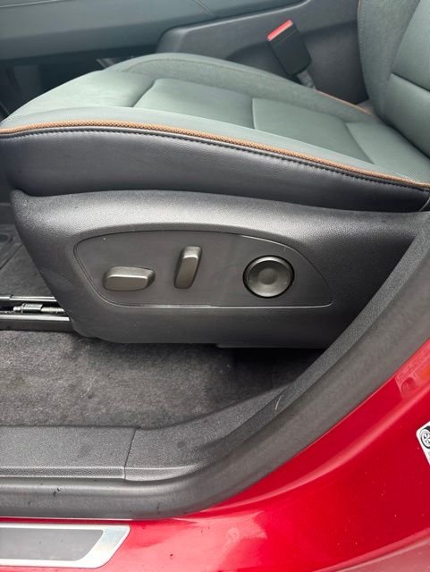 Used 2025 Red GMC AT4 image 27