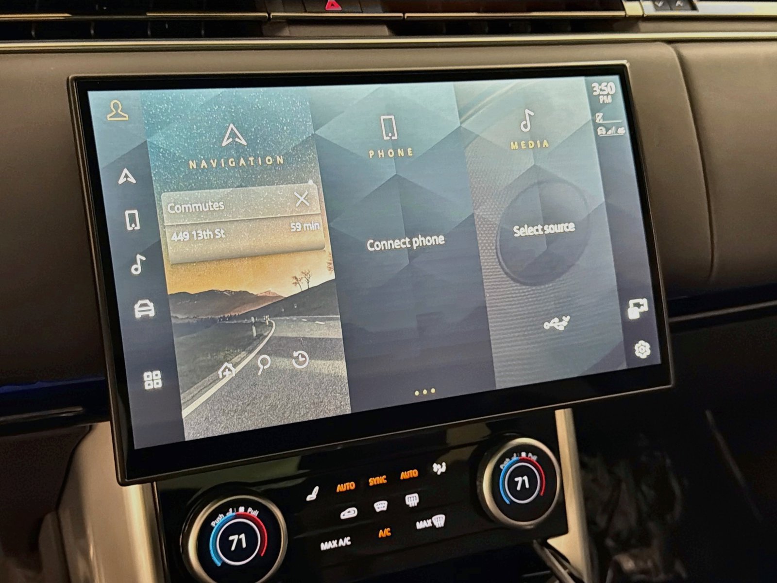 Used 2023 Santorini Black Metallic Land Rover Autobiography image 14