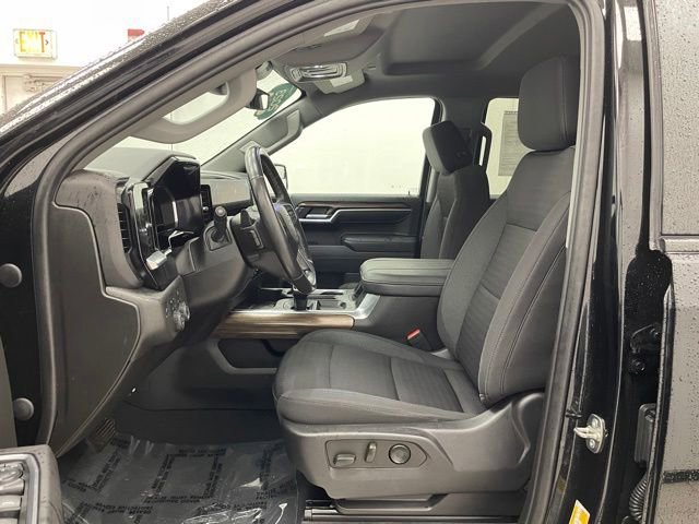 2023 Chevrolet Silverado 1500 RST - Photo 11