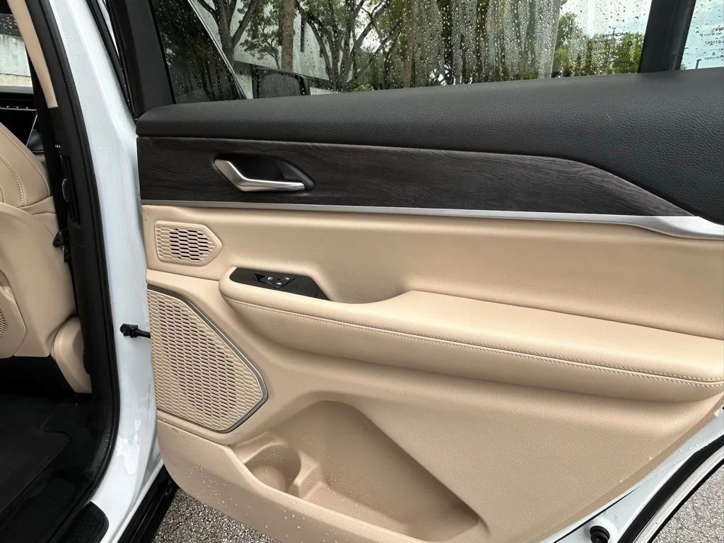 Certified Used 2022 White Jeep Limited image 37