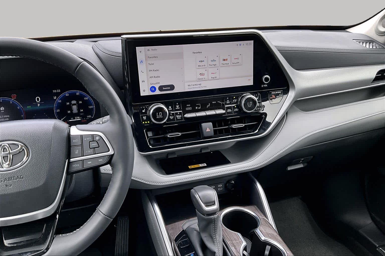 Used 2024 Moon Dust Toyota Platinum image 6