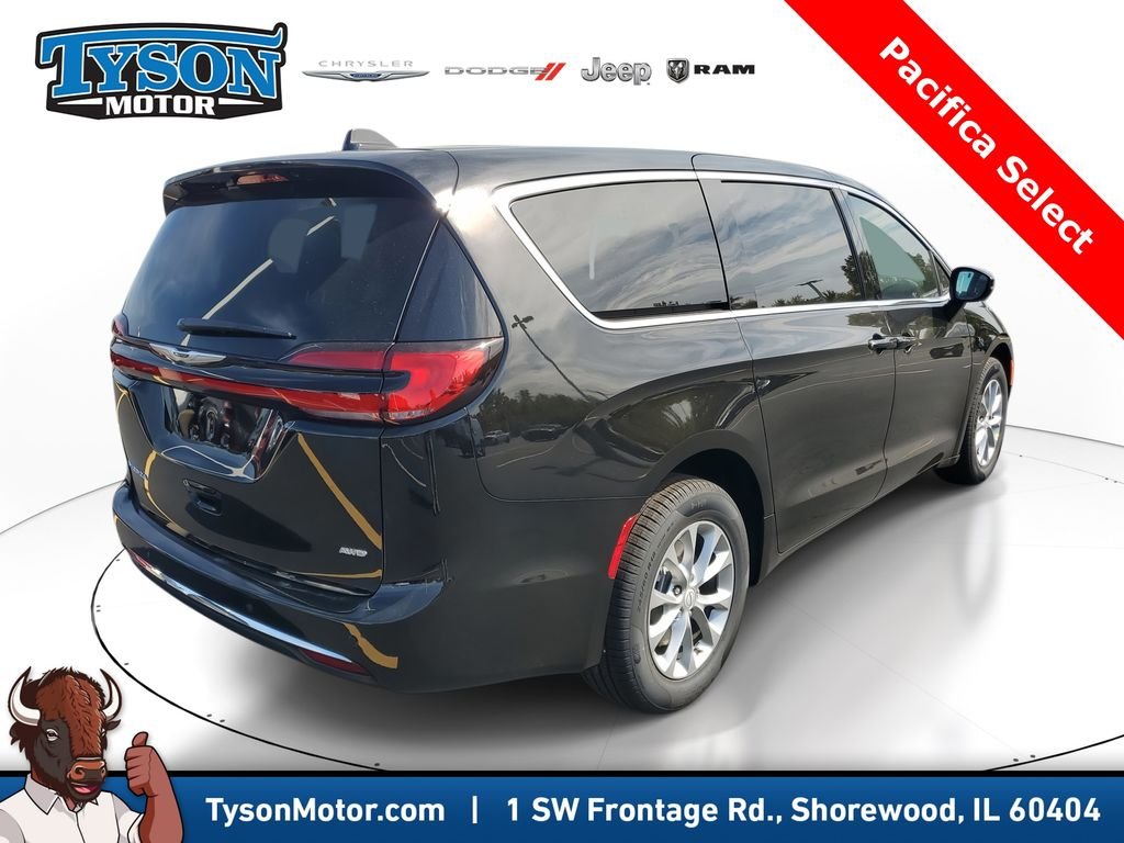 New 2026 Diamond Black Crystal Pearl-Coat Exterior Paint Chrysler Select image 4