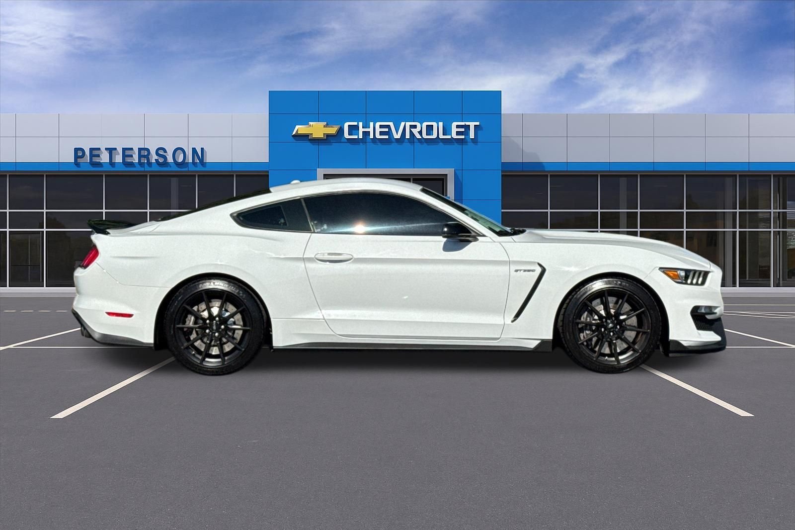 Used 2016 White Ford Shelby GT350 image 3