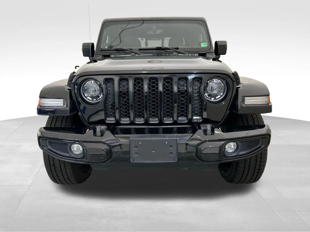 Used 2023 Black Jeep Overland image 10