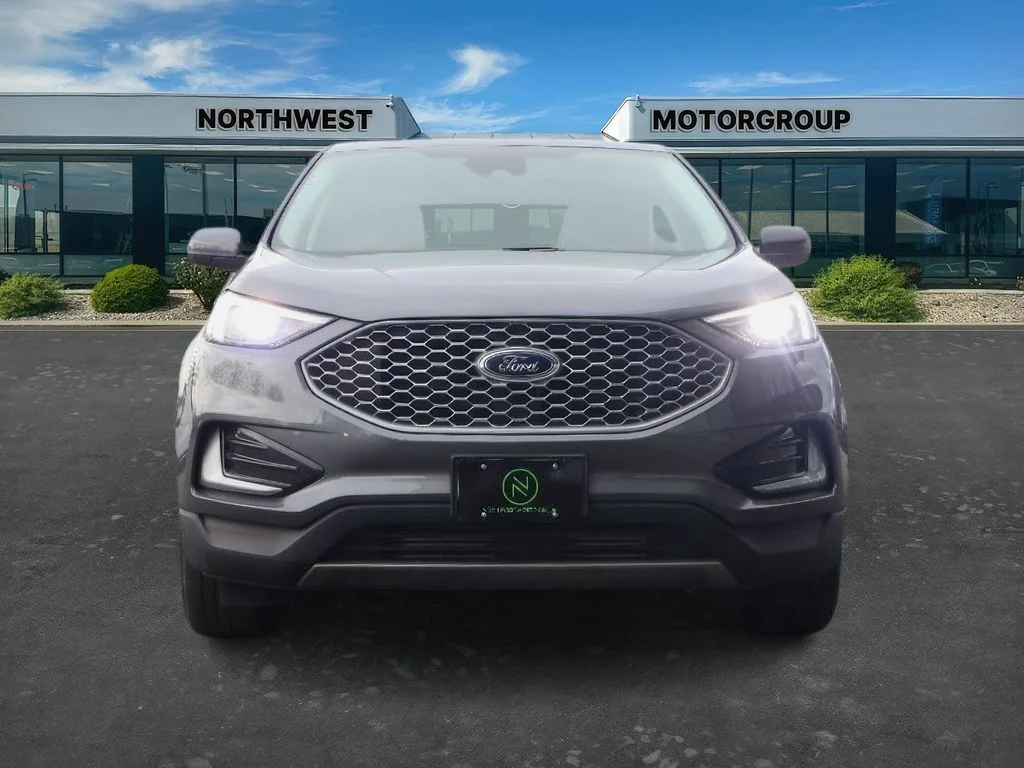 2024 Ford Edge SEL - Photo 2