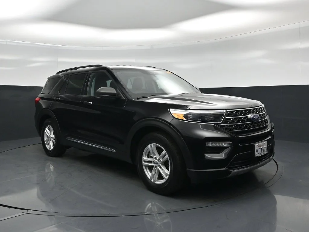 Used 2023 Black Ford XLT image 49