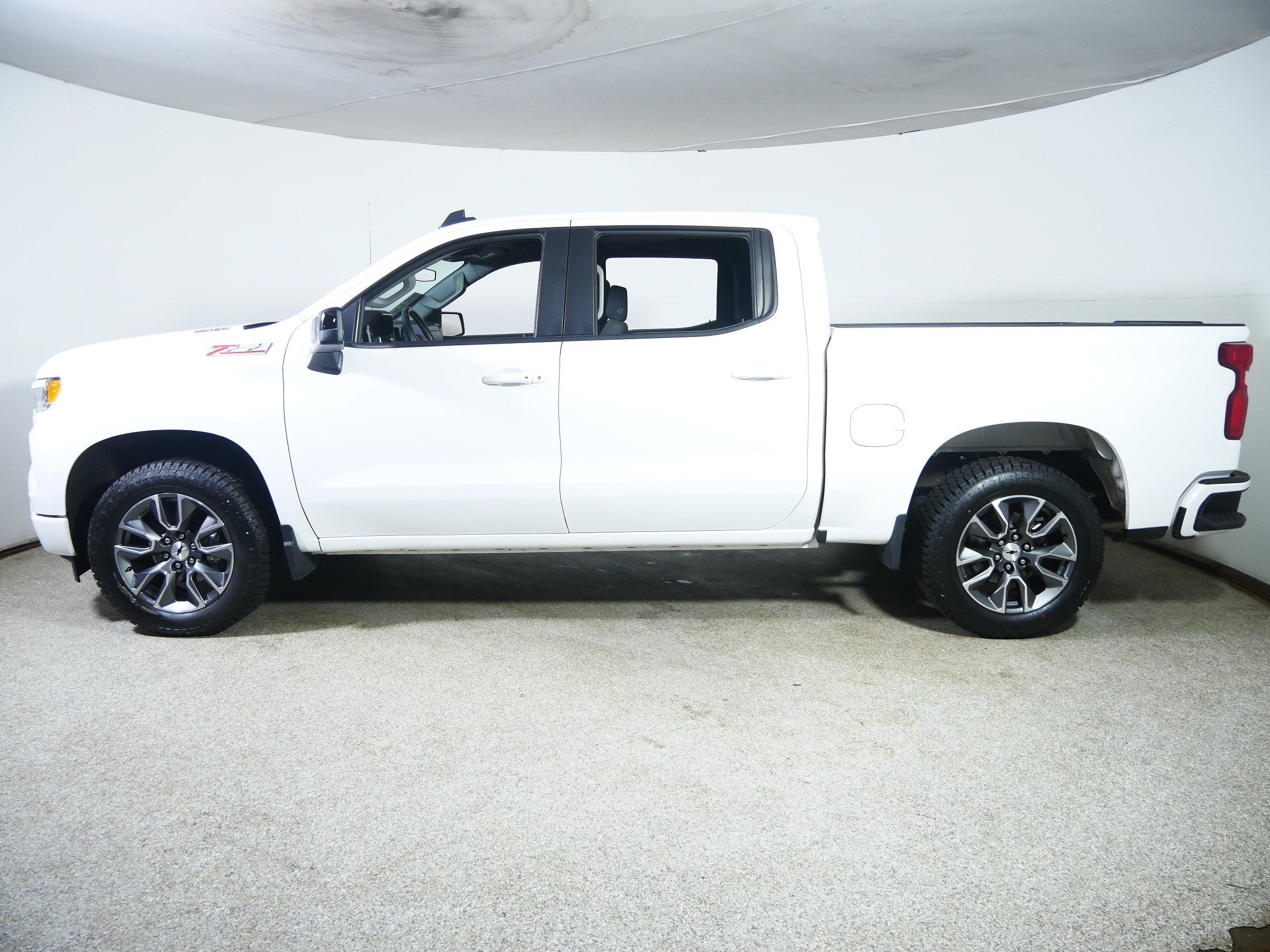 Certified Used 2023 Summit White Chevrolet RST image 4