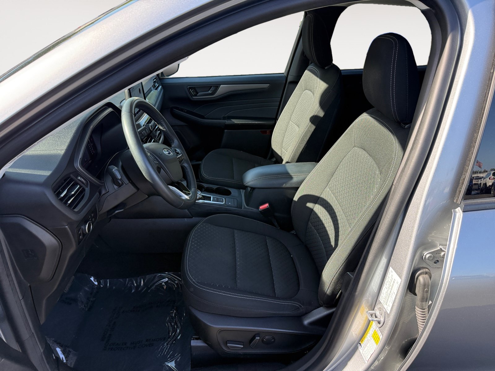 Used 2023 Silver Metallic Ford Active image 10
