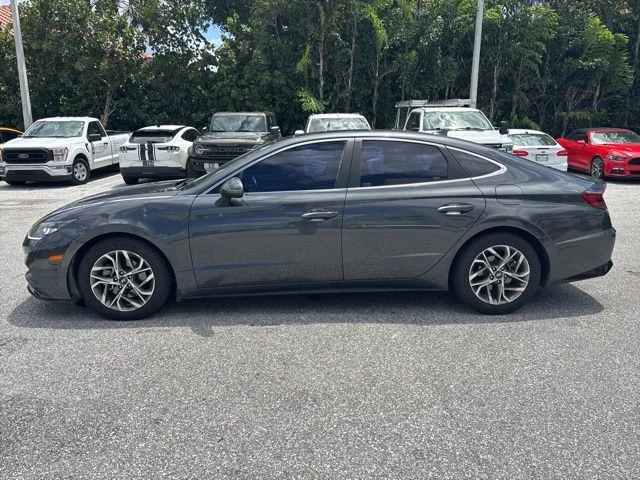 Used 2021 Portofino Gray Hyundai SEL image 4