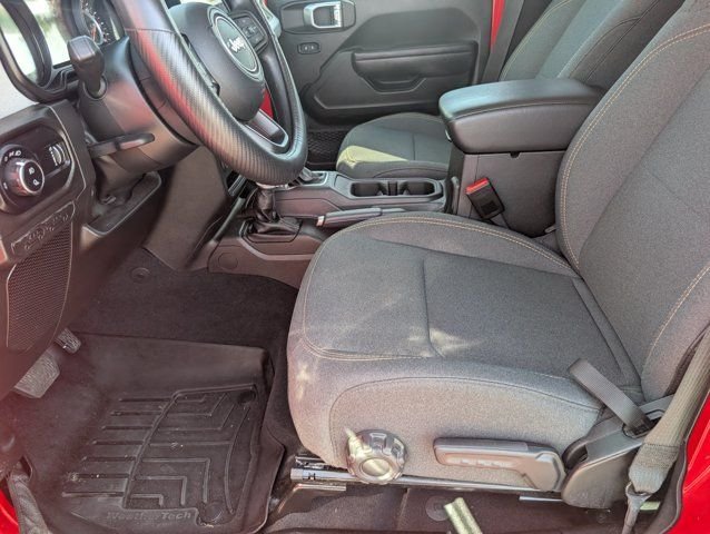 Photo 14