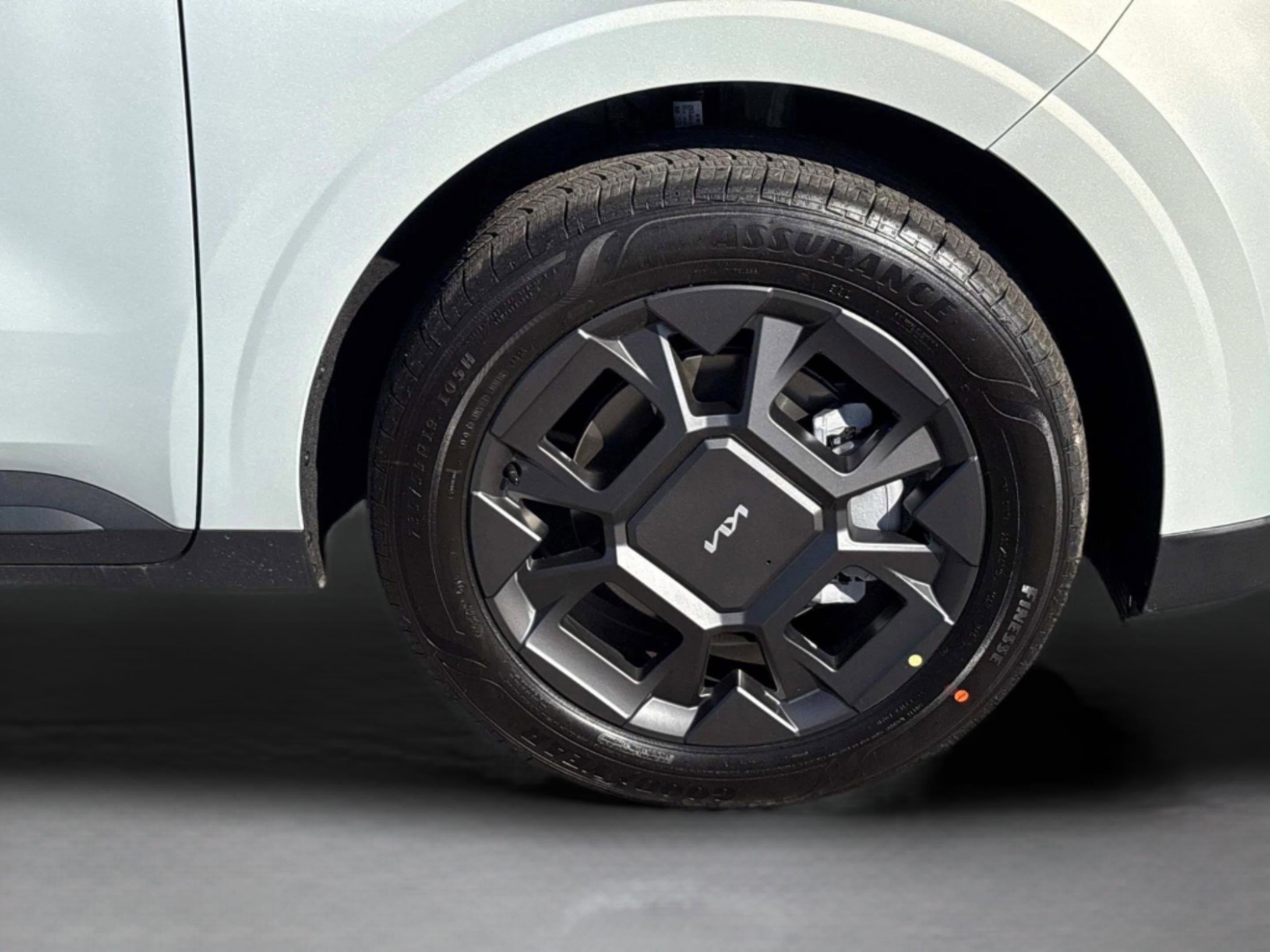 New 2026 Ivory Silver Kia EX image 31