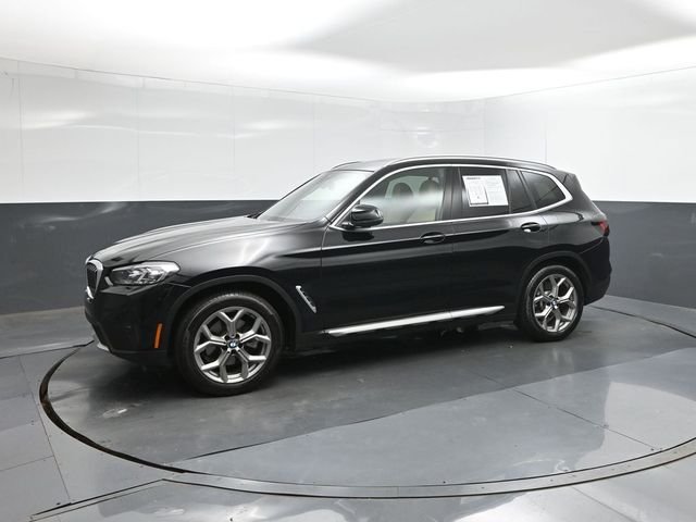 Used 2024 Black BMW sDrive30i image 30