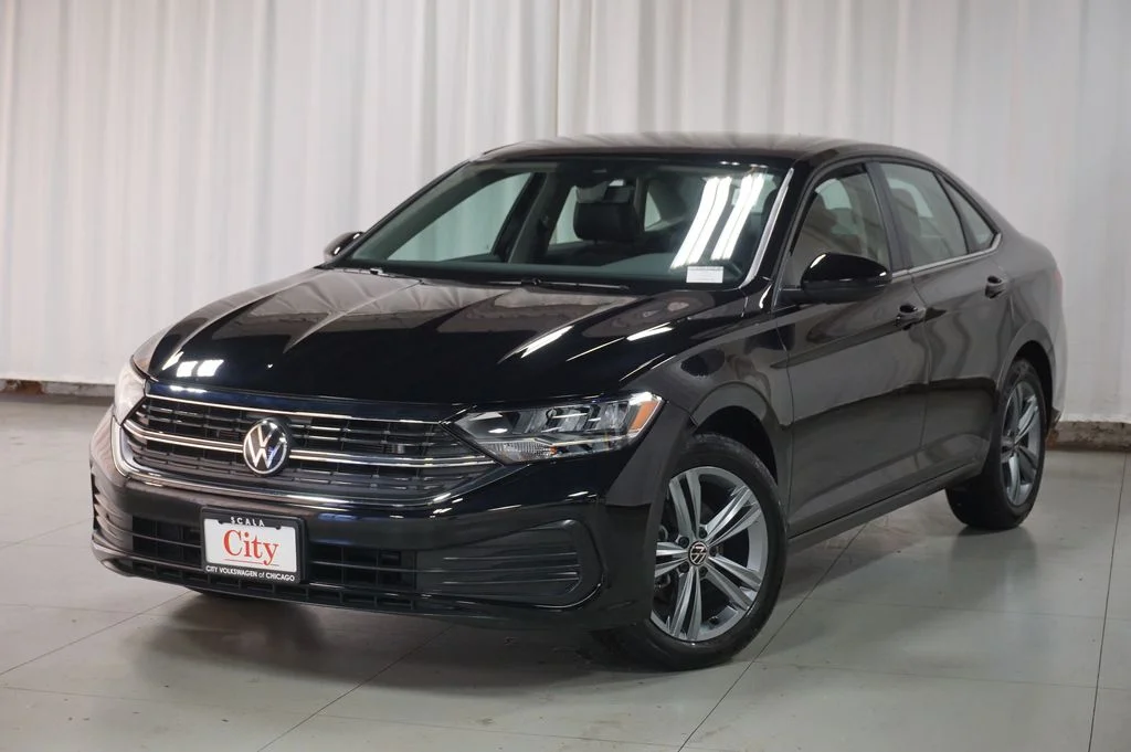 Used 2024 Deep Black Volkswagen 1.5T SE image 7