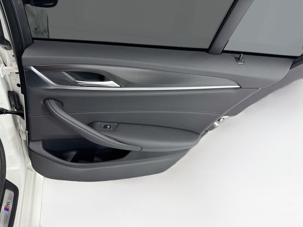 Used 2022 Alpine White BMW 530i image 26