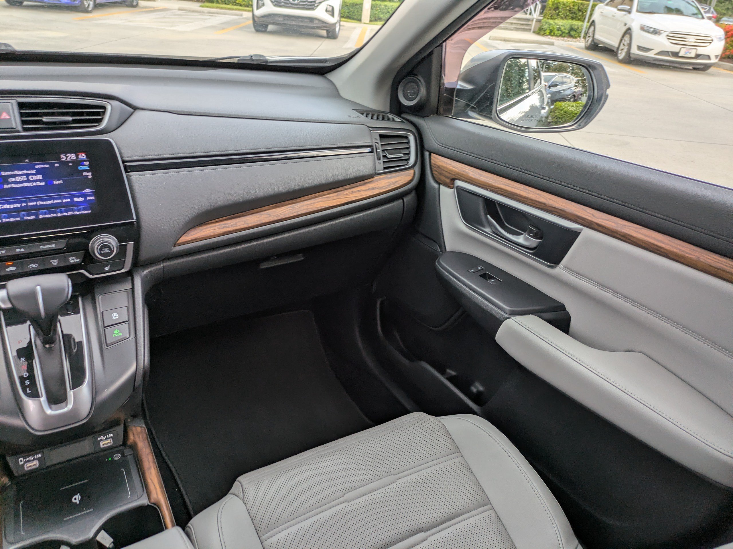 2022 Honda CR-V Touring - Photo 16