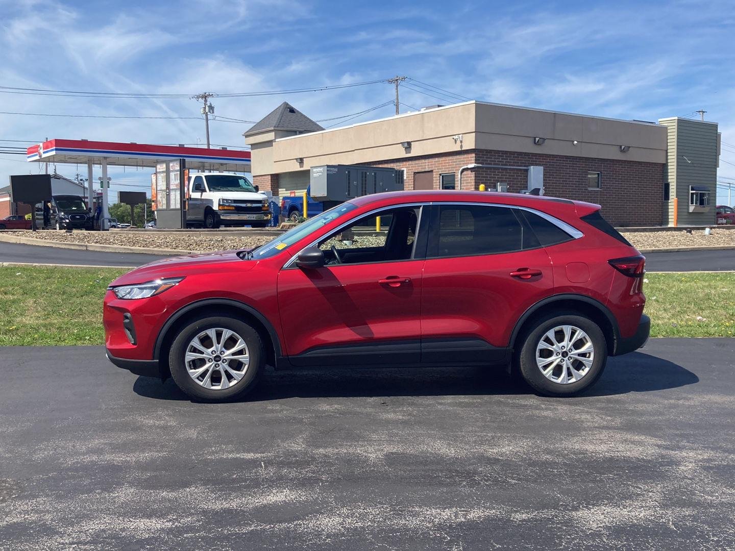 Used 2023 Rapid Red Metallic Tinted Clearcoat Ford Active image 4
