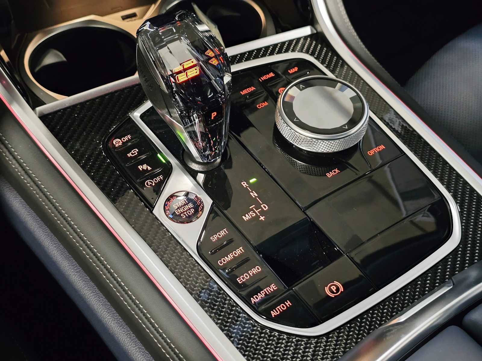 2026 BMW 8 Series M850i - Photo 19