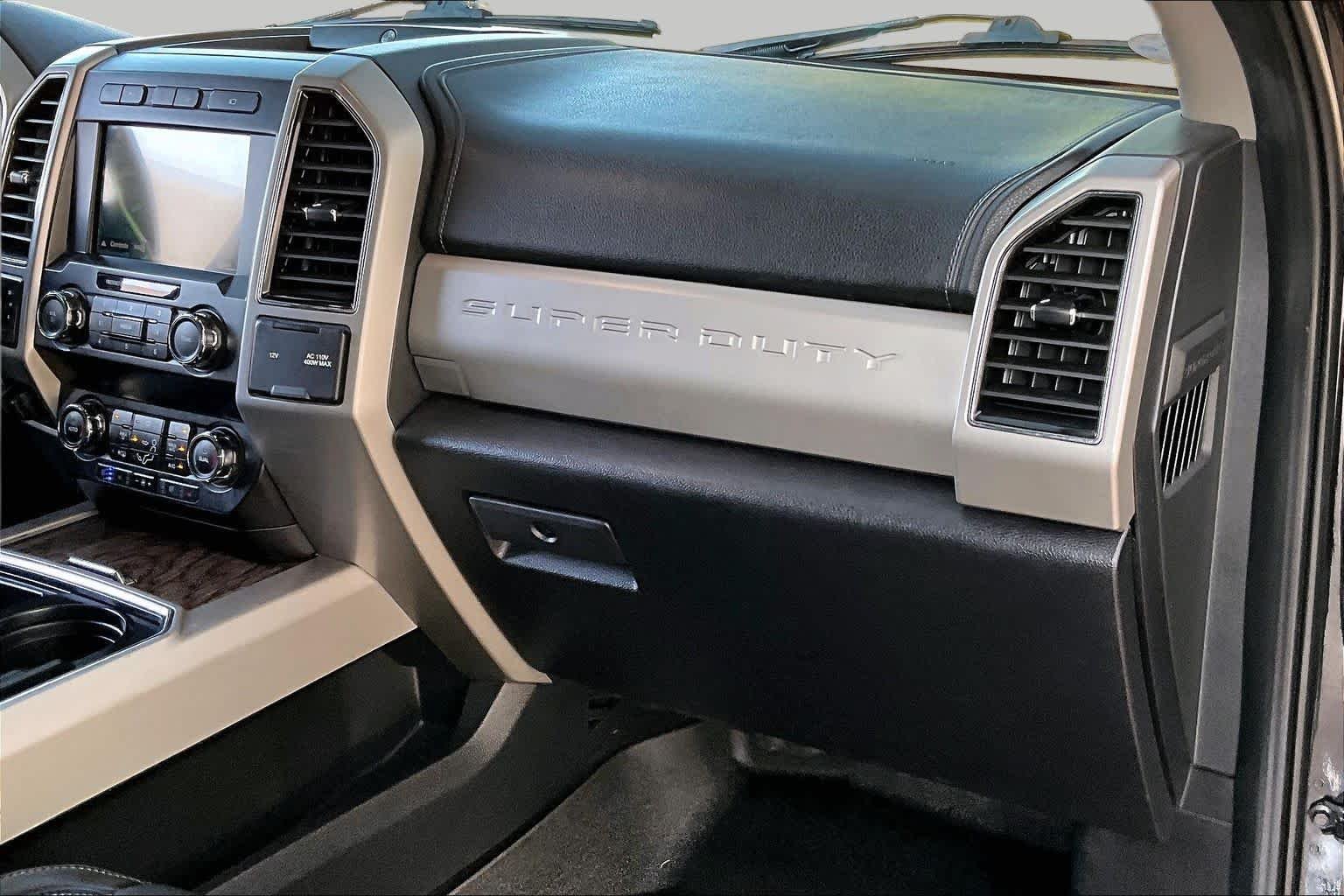 Used 2019 Agate Black Ford LARIAT image 19