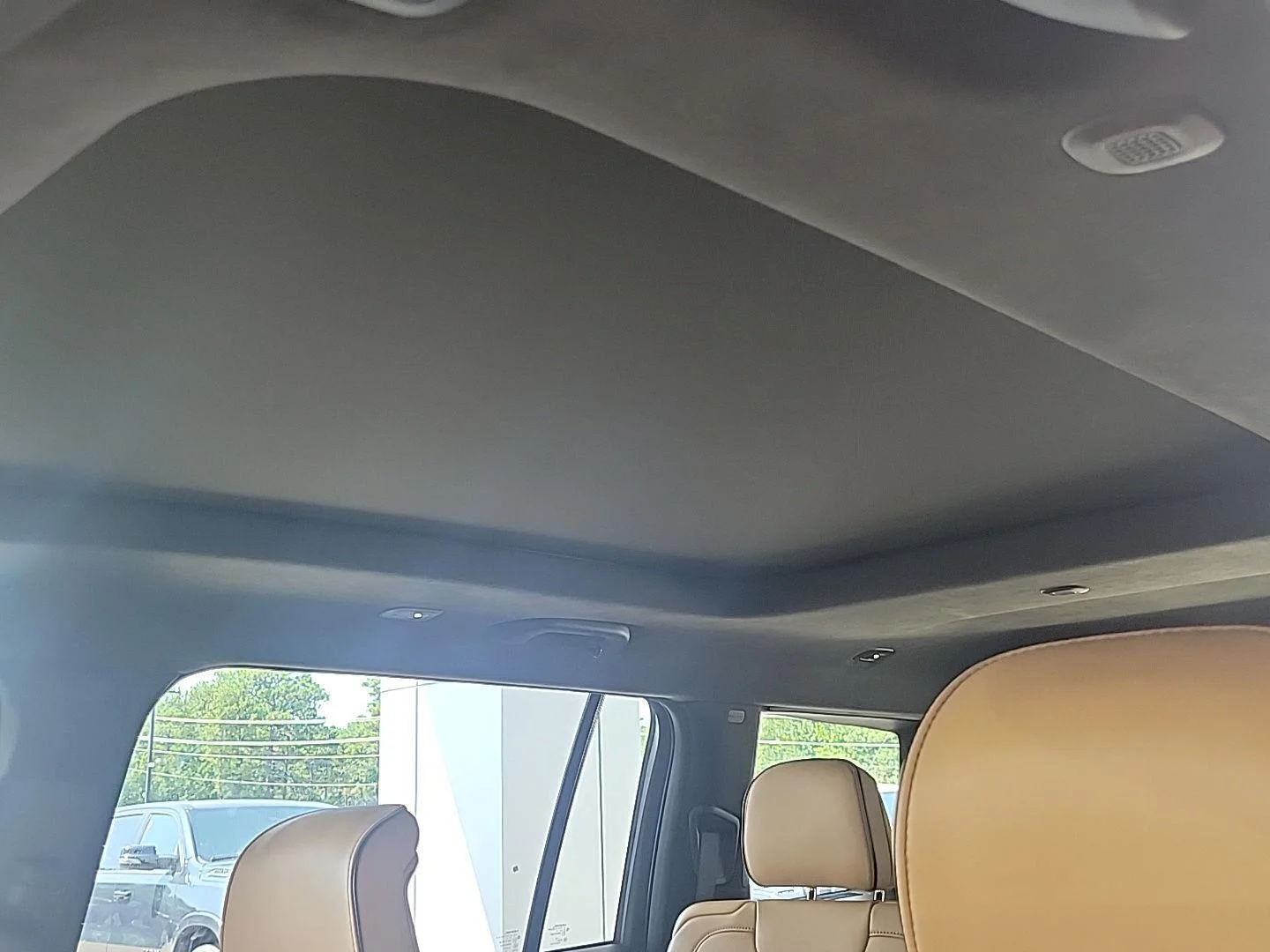 Used 2025 Bright White Clearcoat Jeep Summit Reserve image 10