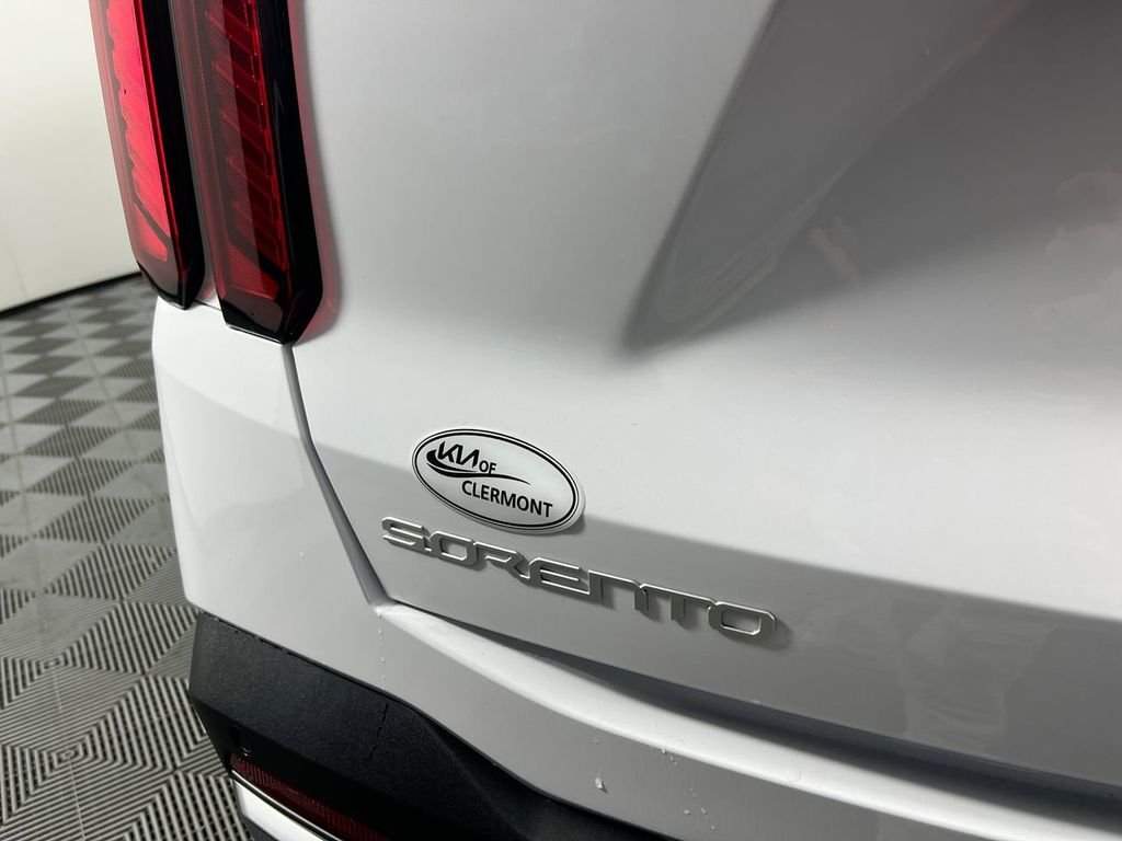 New 2026 Glacial White Pearl Kia S image 4