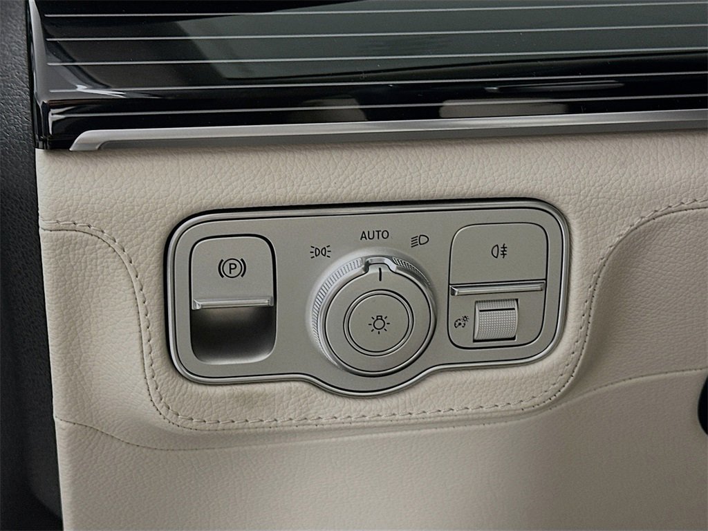 New 2026 Selenite Grey Metallic Mercedes-Benz GLE 450 Coupe image 44