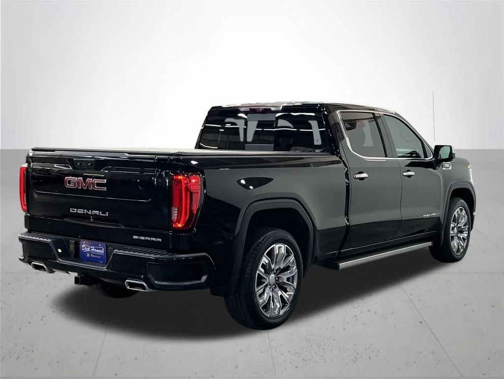 Used 2023 Black GMC Denali image 10
