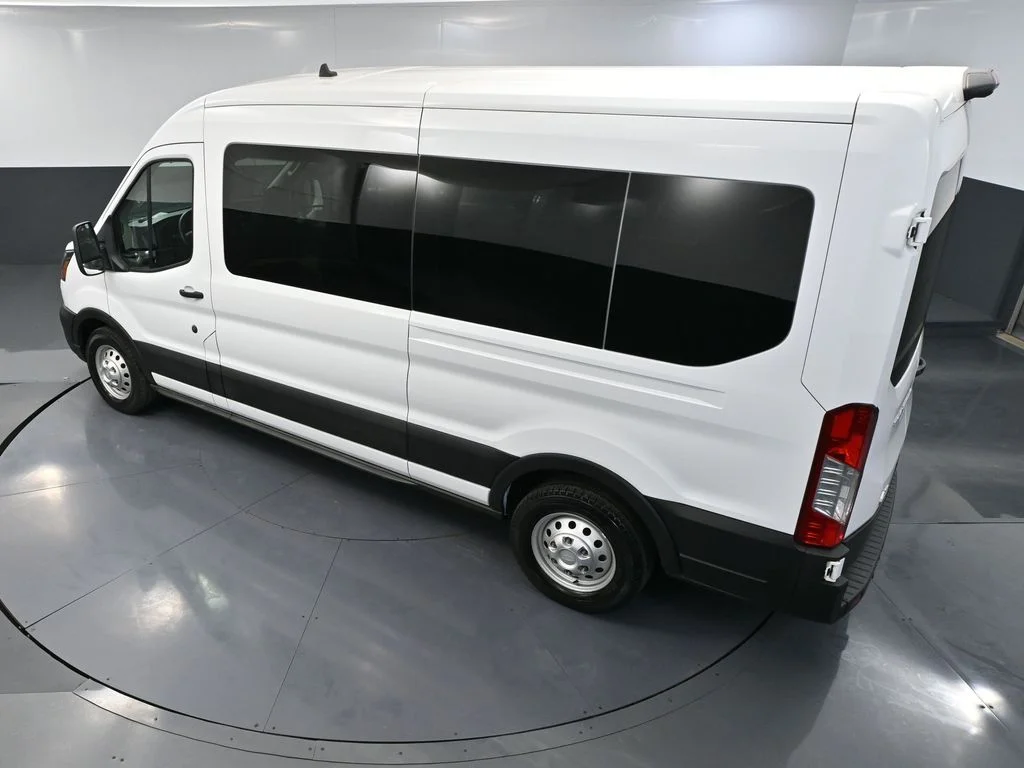 Used 2023 White Ford XL image 49