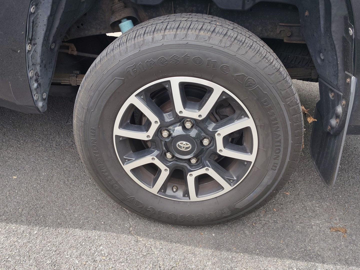 Used 2015 Attitude Black Metallic Toyota LTD image 5