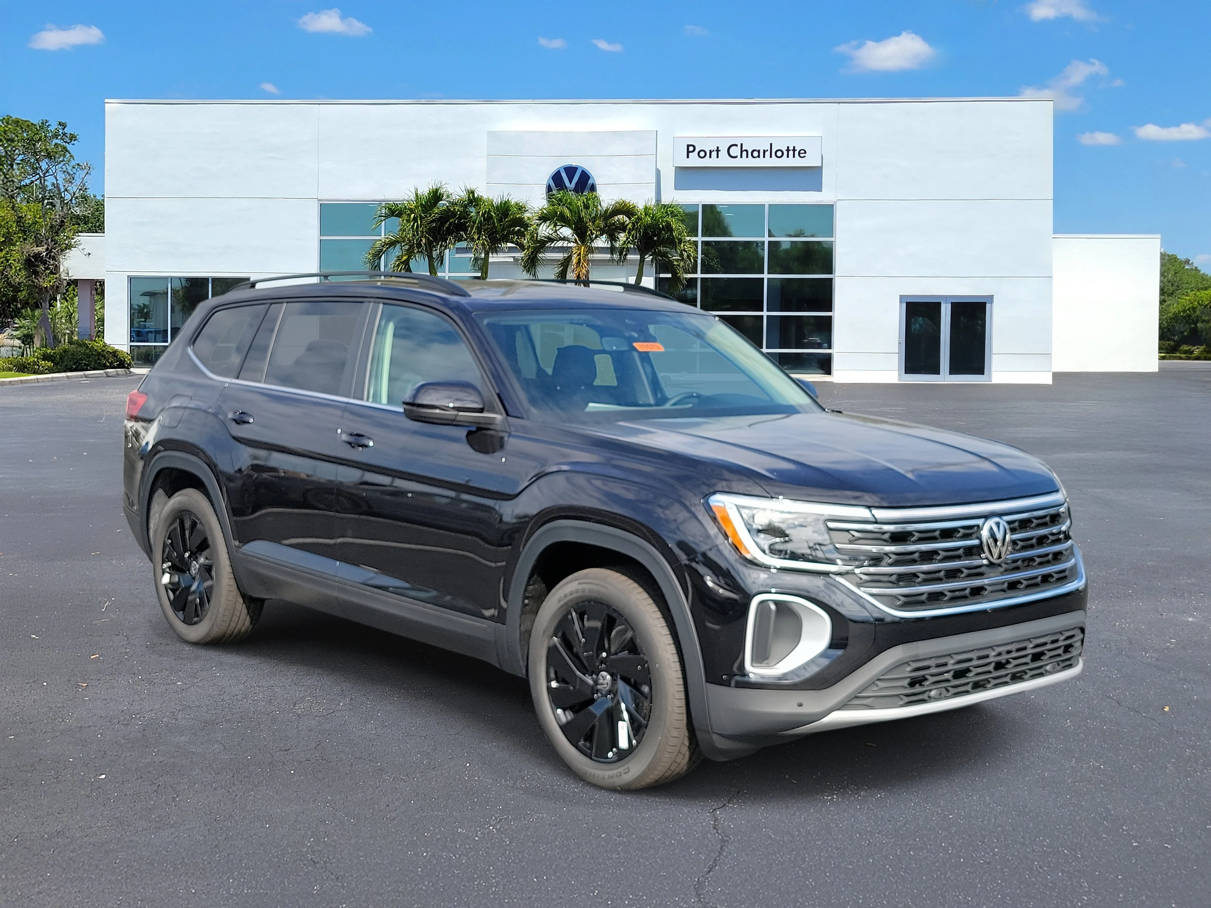 New 2026 Black Volkswagen SE w/Technology image 32
