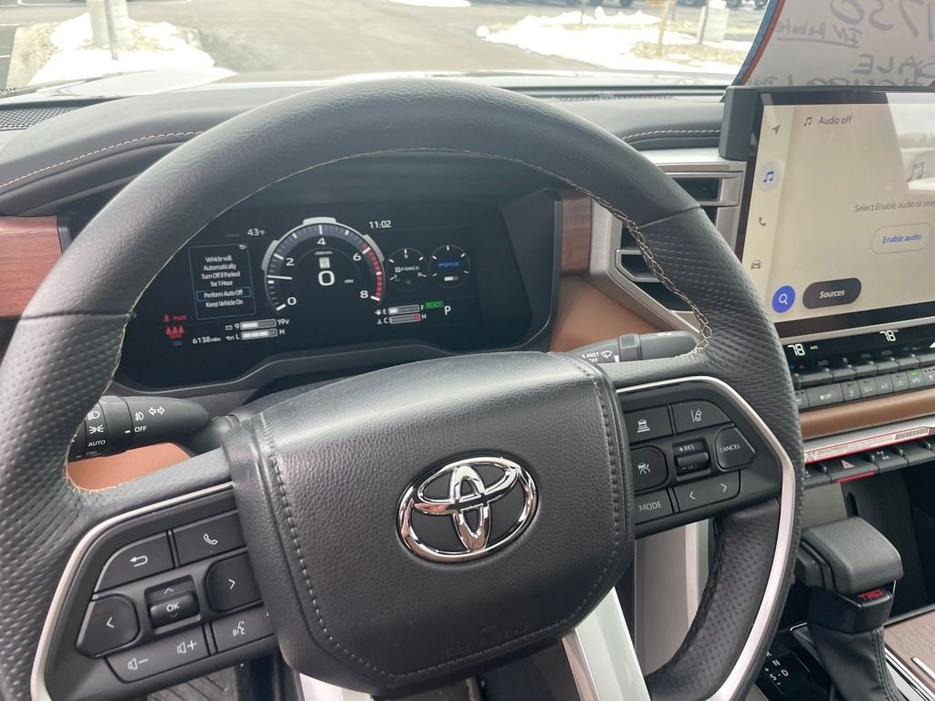 2025 Toyota Tundra 1794 Edition - Photo 17