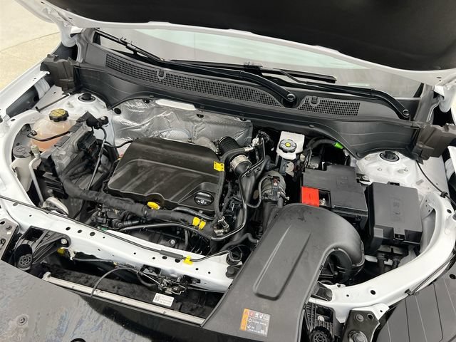 Certified Used 2024 Summit White Chevrolet ACTIV image 35