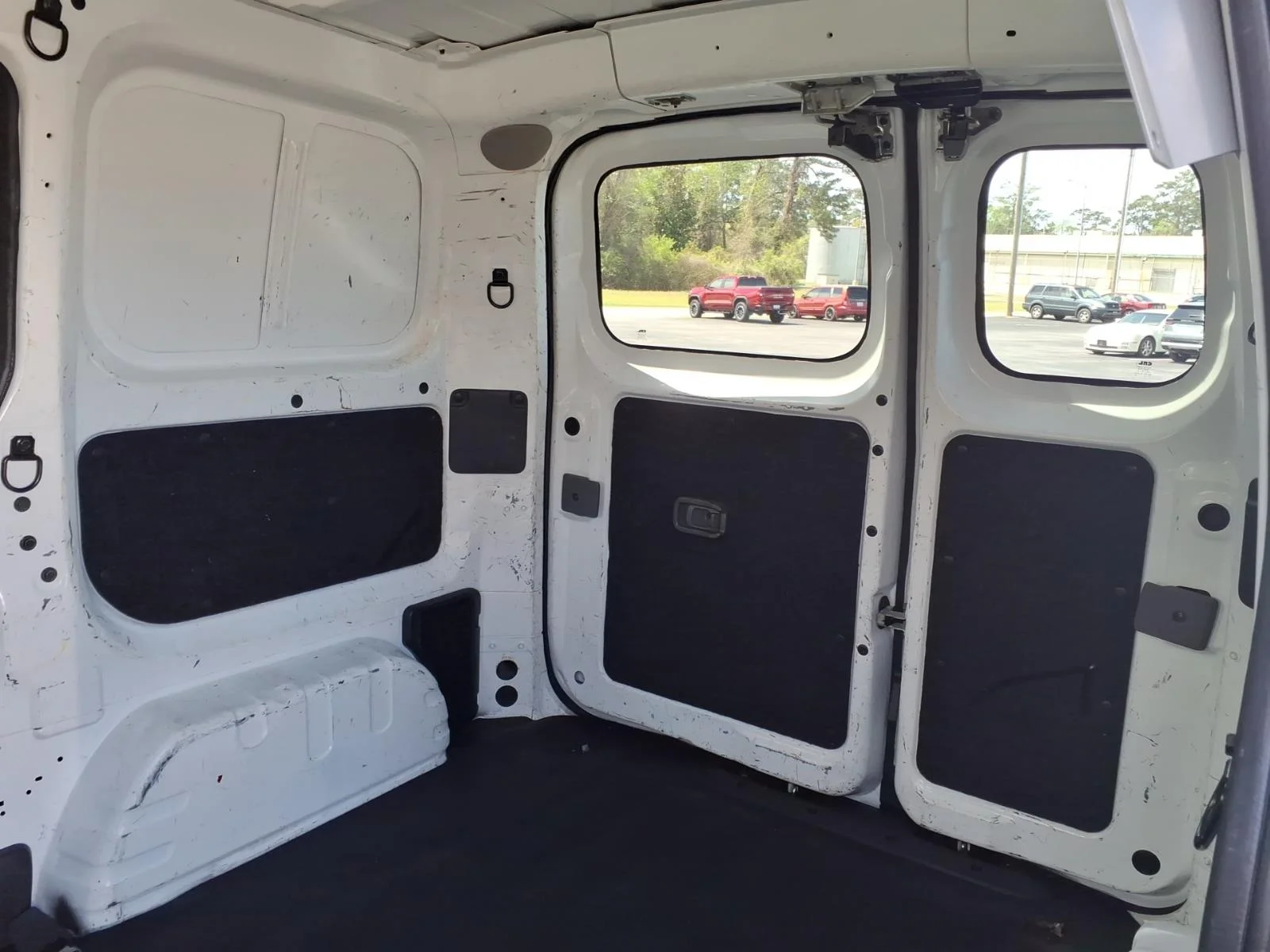 2020 Nissan NV200 S - Photo 8