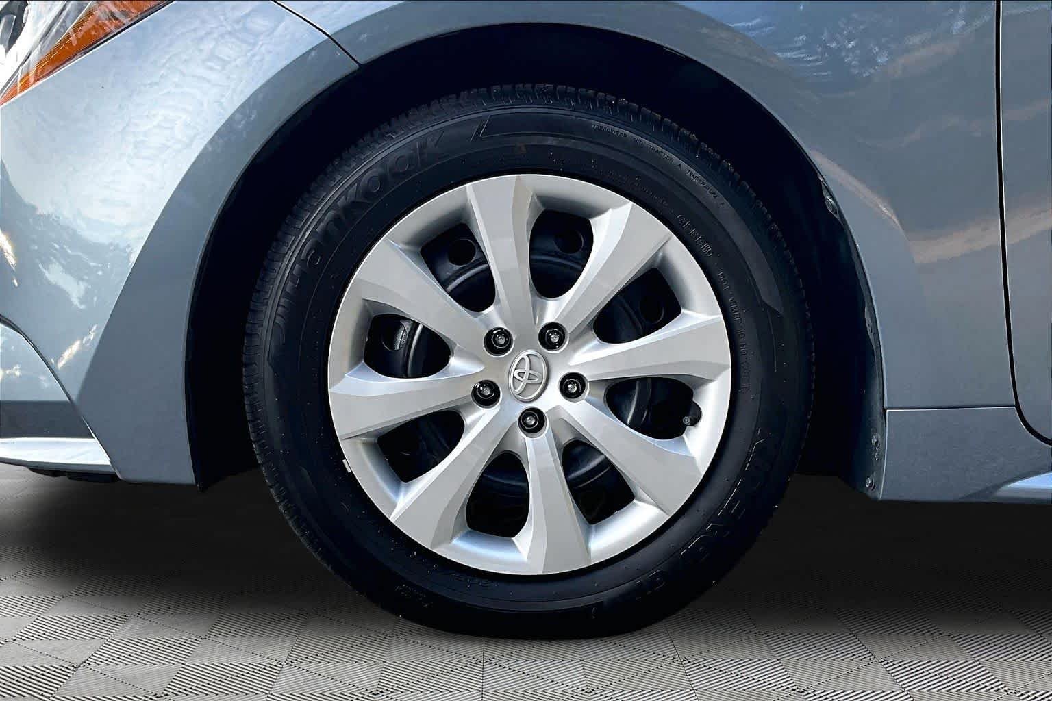 Used 2025 Celestite Toyota LE image 11