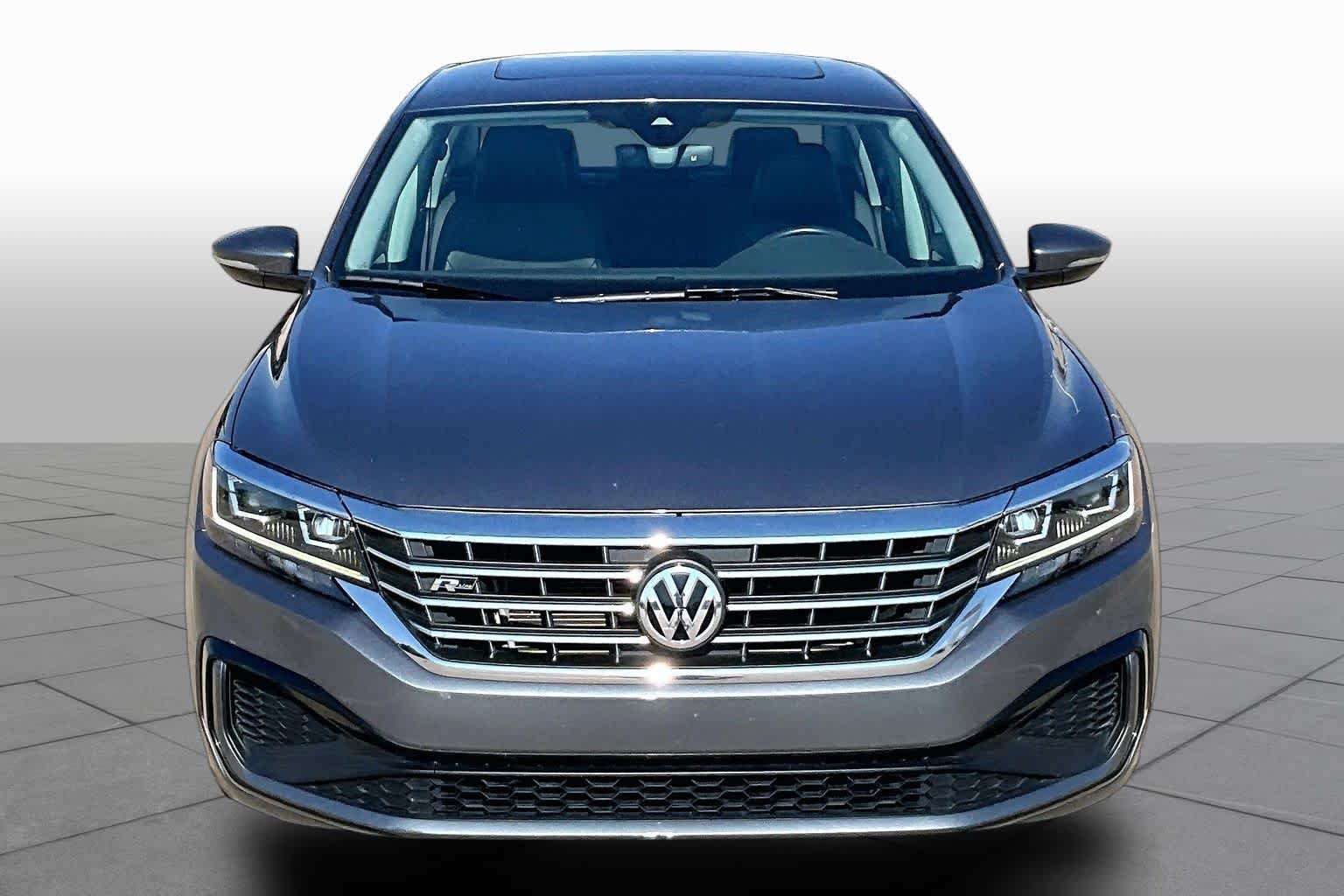 Used 2020 Platinum Gray Metallic Volkswagen 2.0T R-Line image 4