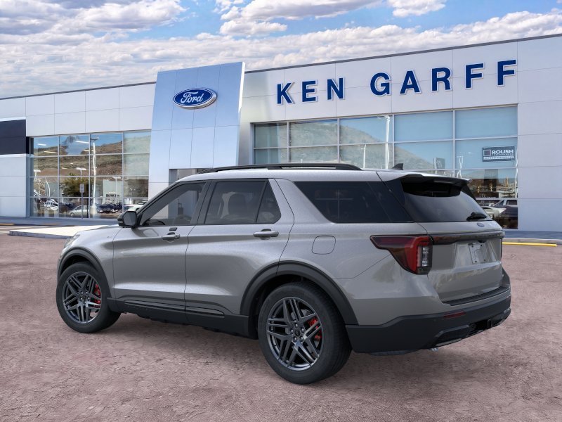 New 2026 Carbonized Gray Metallic Ford ST-Line image 4