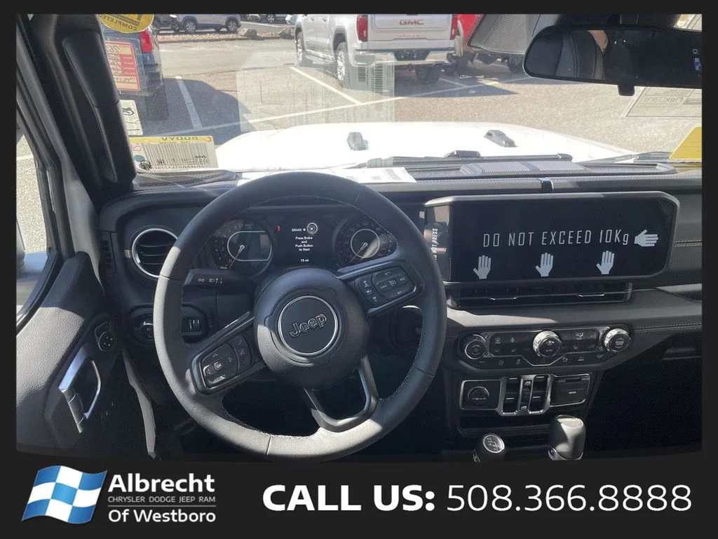 New 2026 Bright White Clear-Coat Exterior Paint Jeep Sahara image 19