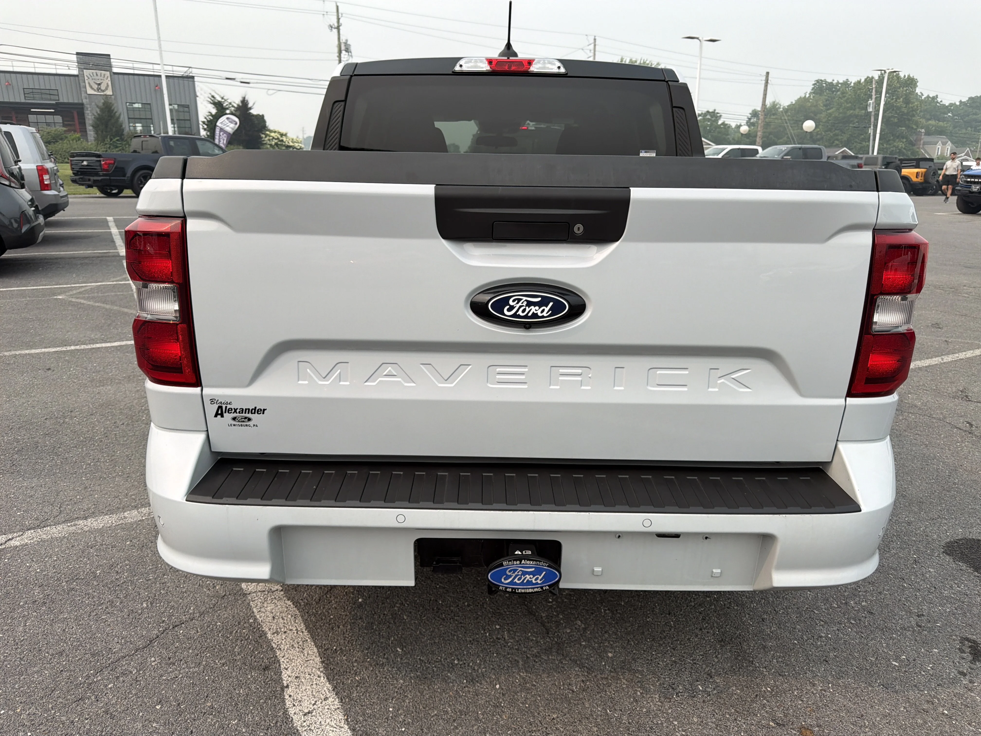 Used 2026 White Metallic Ford Lobo Standard image 4