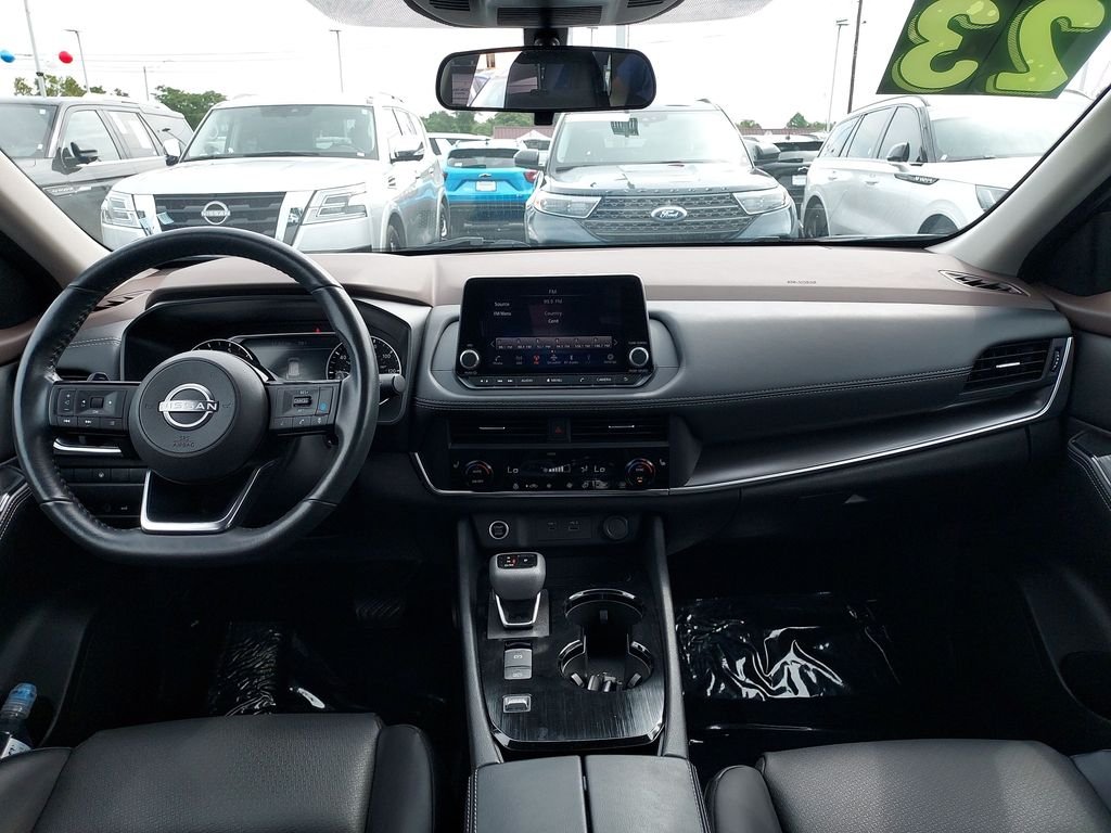 Used 2023 Blue Nissan SV image 15