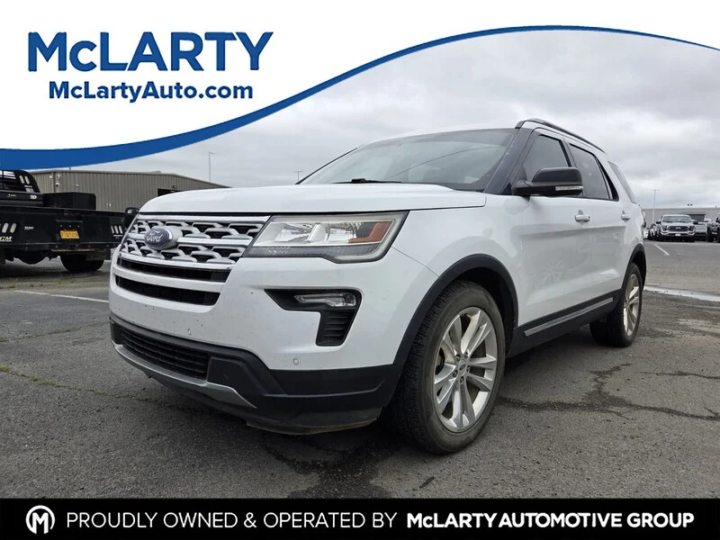 Used 2018 Oxford White FORD XLT image 1