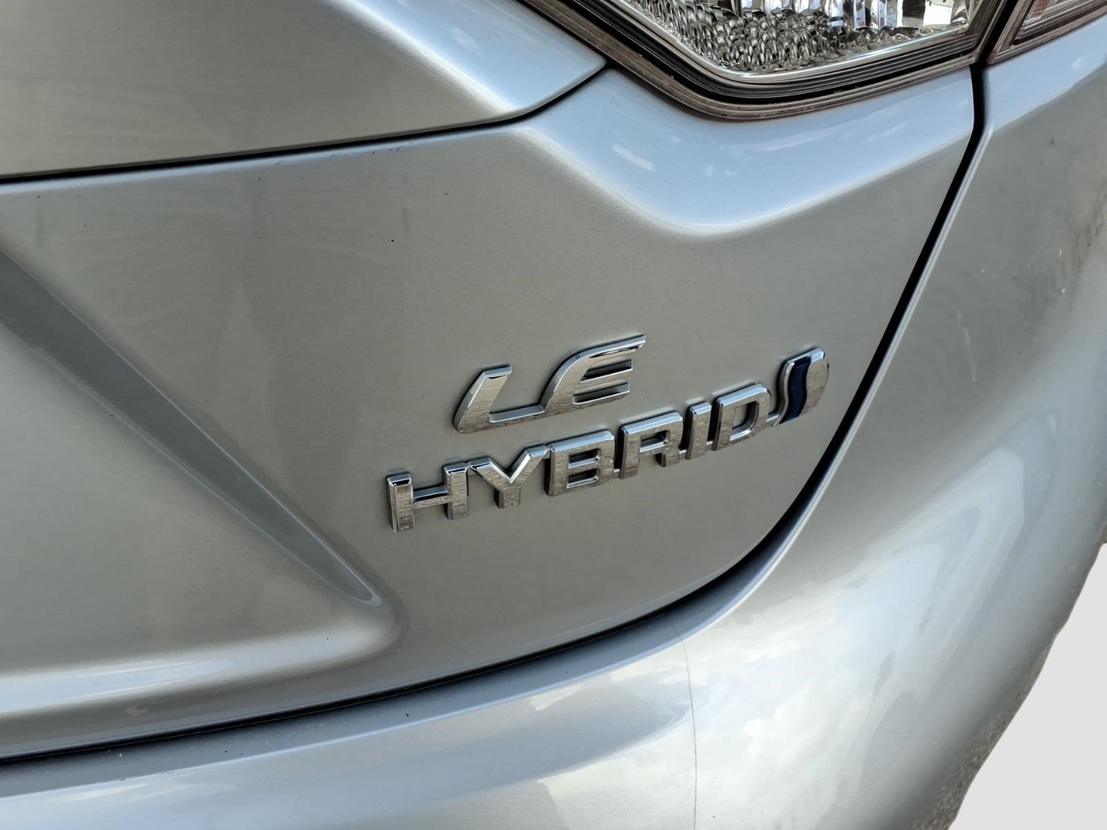 2023 Toyota Corolla LE - Photo 10