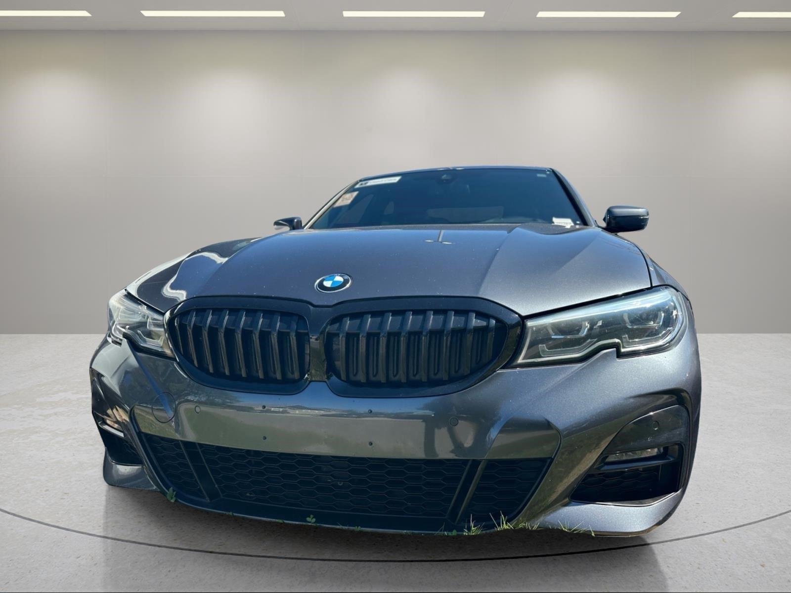 Used 2019 Mineral Gray Metallic BMW 330i xDrive image 7