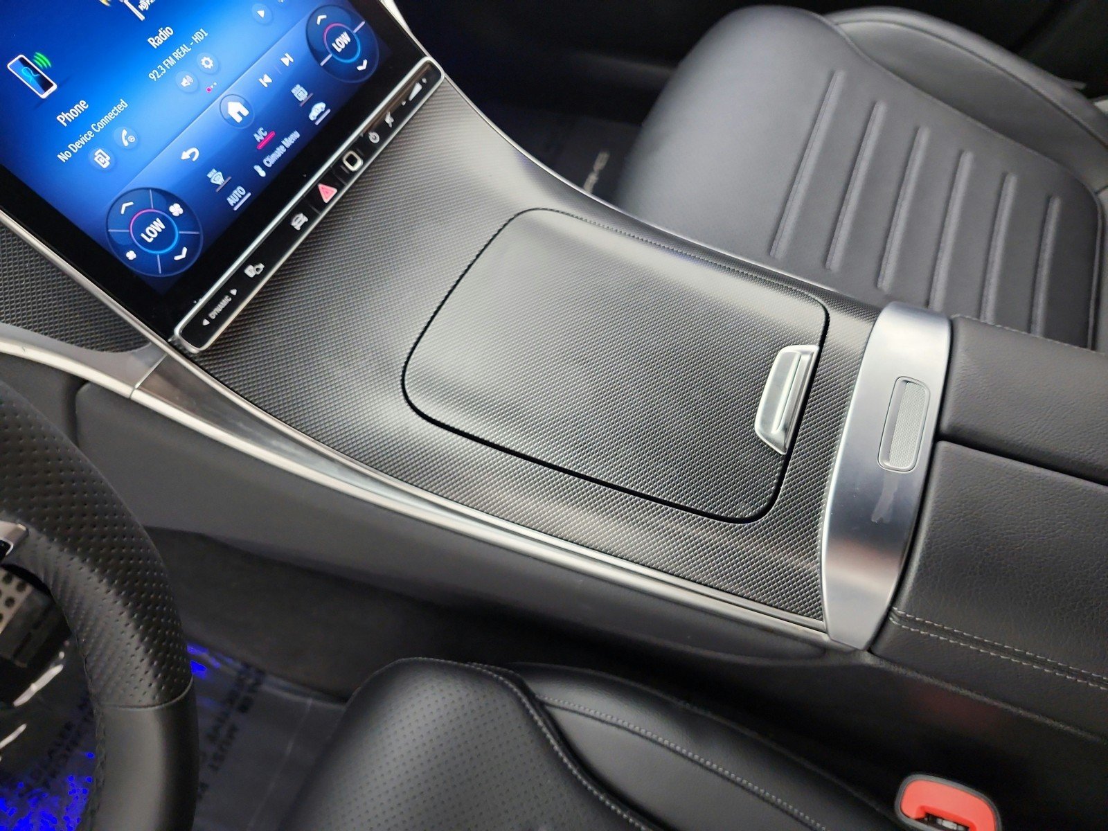 Certified Used 2023 Black Mercedes-Benz GLC 300 SUV image 11