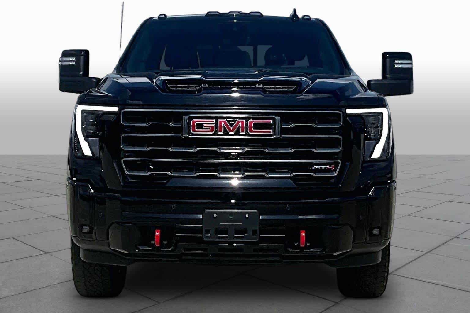 Used 2025 Onyx Black GMC AT4 image 3