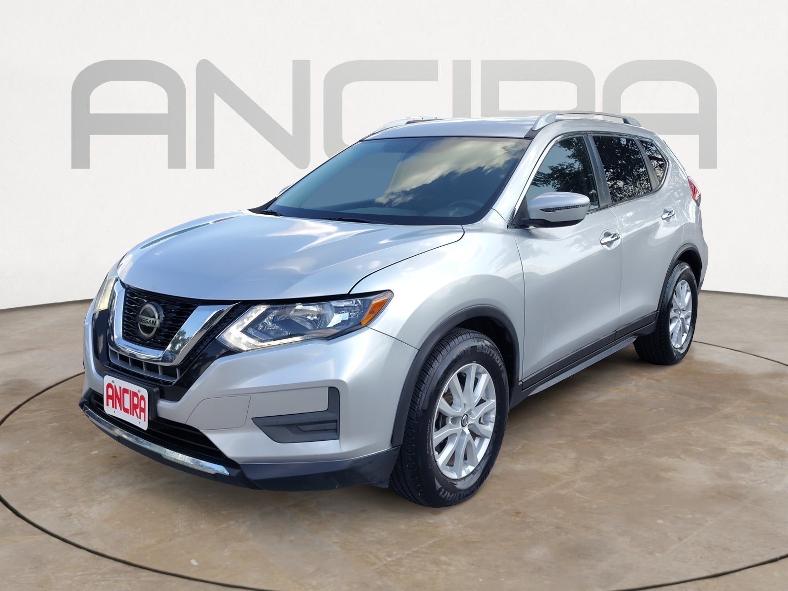 Used 2018 Brilliant Silver Nissan SV image 6