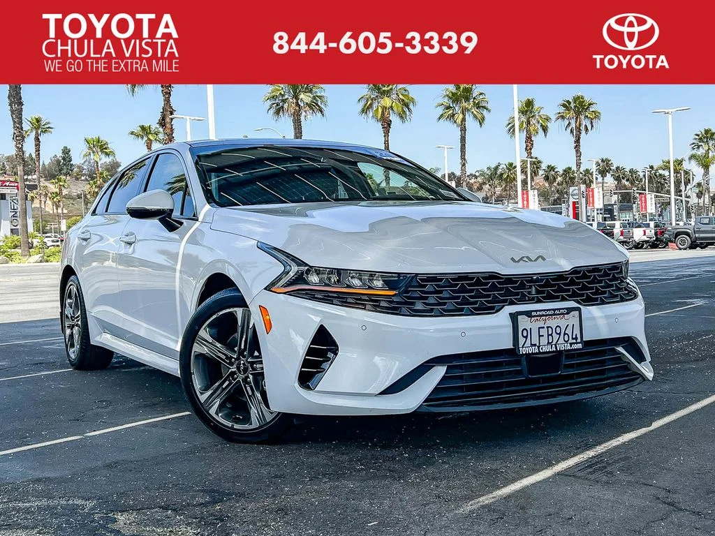 2024 Kia Optima EX FWD's photo