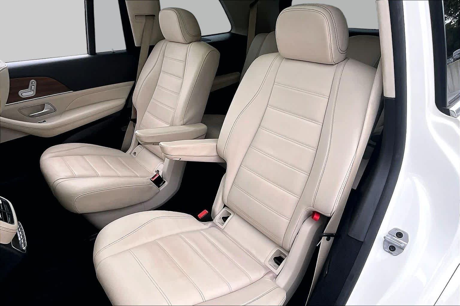 Used 2022 MANUFAKTUR Diamond White Bright Mercedes-Benz GLS 450 image 21