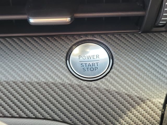 New 2026 Star White Metallic Tri-coat Ford Premium image 11
