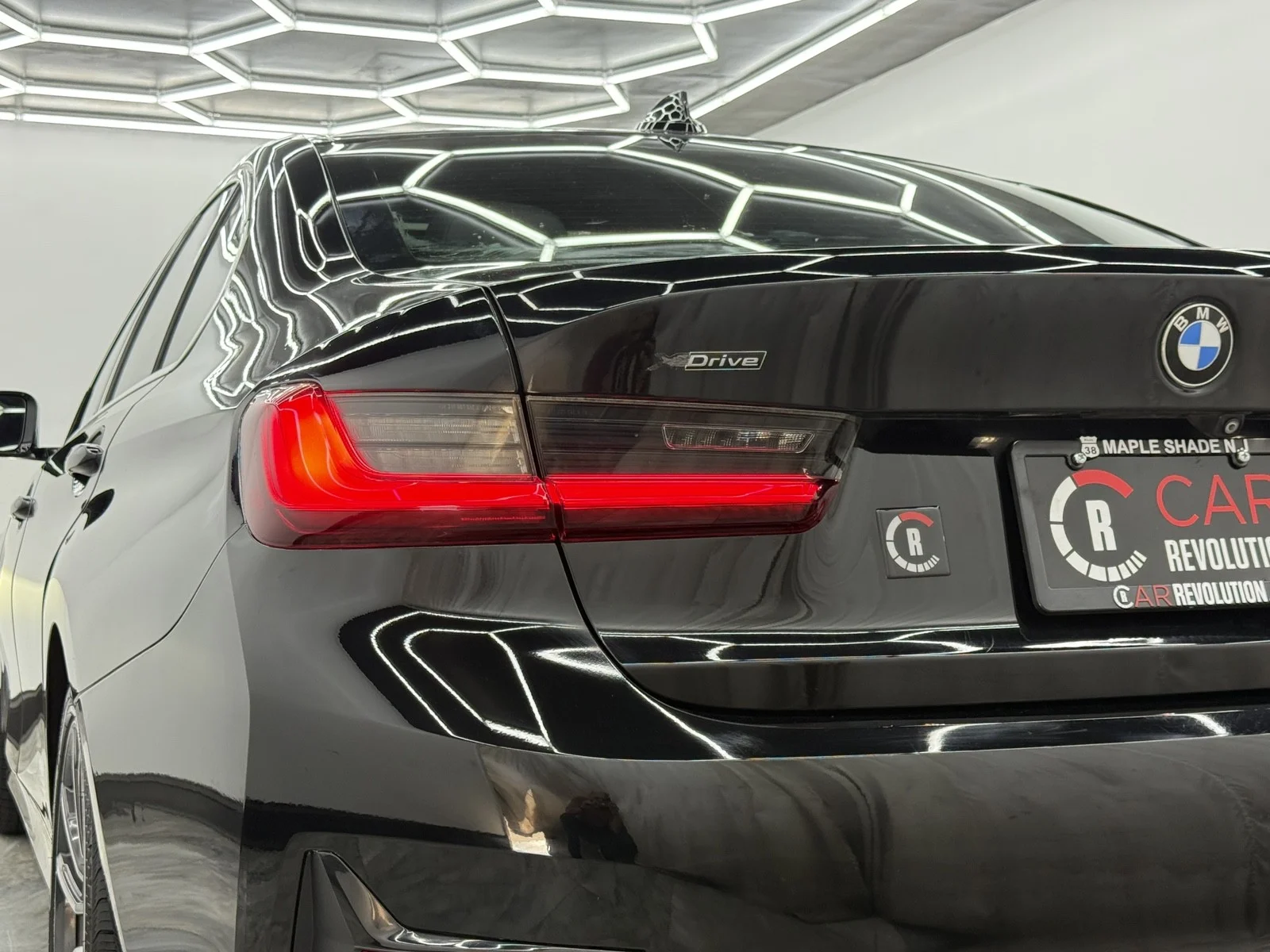 Used 2019 Jet Black BMW 330i xDrive image 48