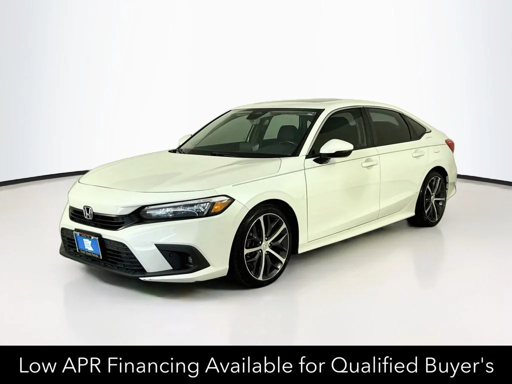 Certified Used 2022 Platinum White Pearl Honda Touring image 3
