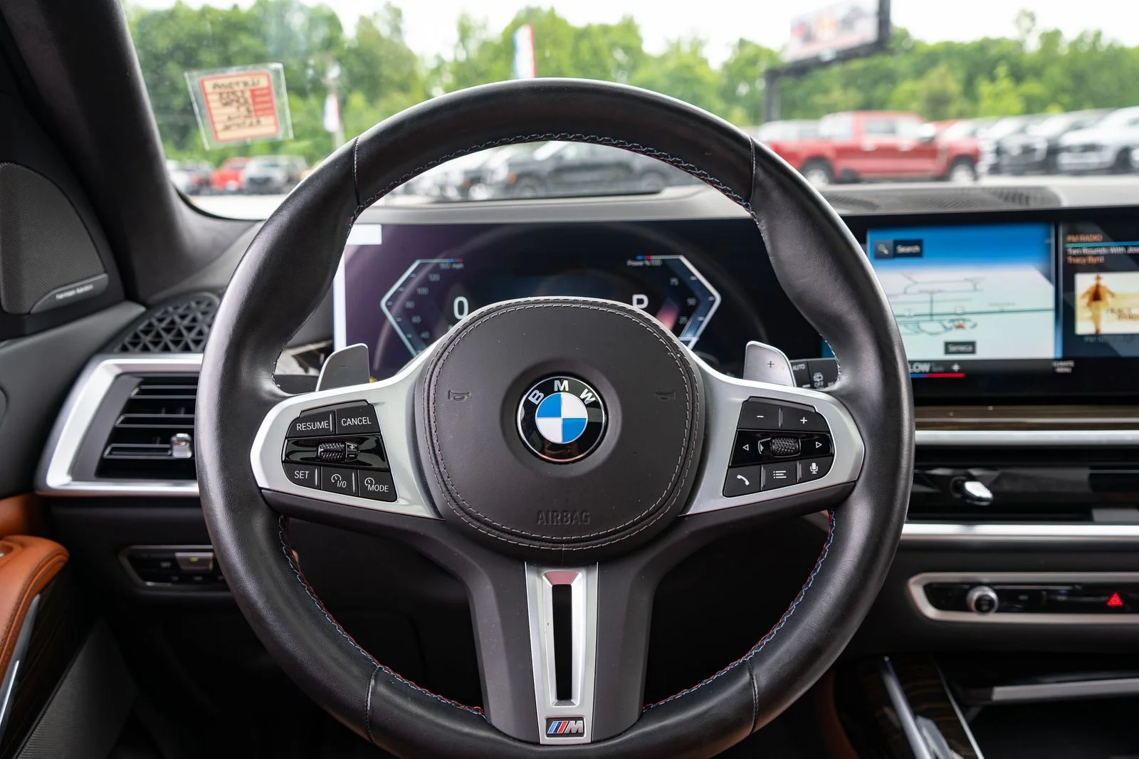 Used 2023 Gray BMW M60i image 52